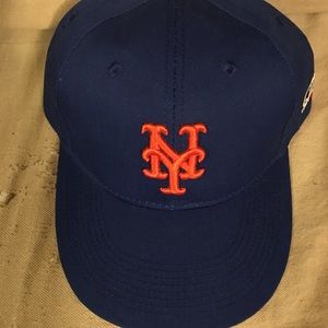 Baseball caps